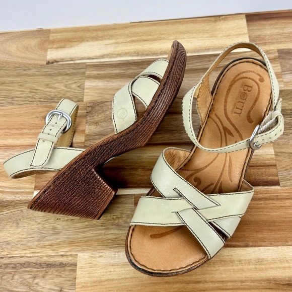 Born Sandals Women's Size 8 M Wedge Heel Cream Leather Criss Cross Ankle‎ Strap - Picture 10 of 10